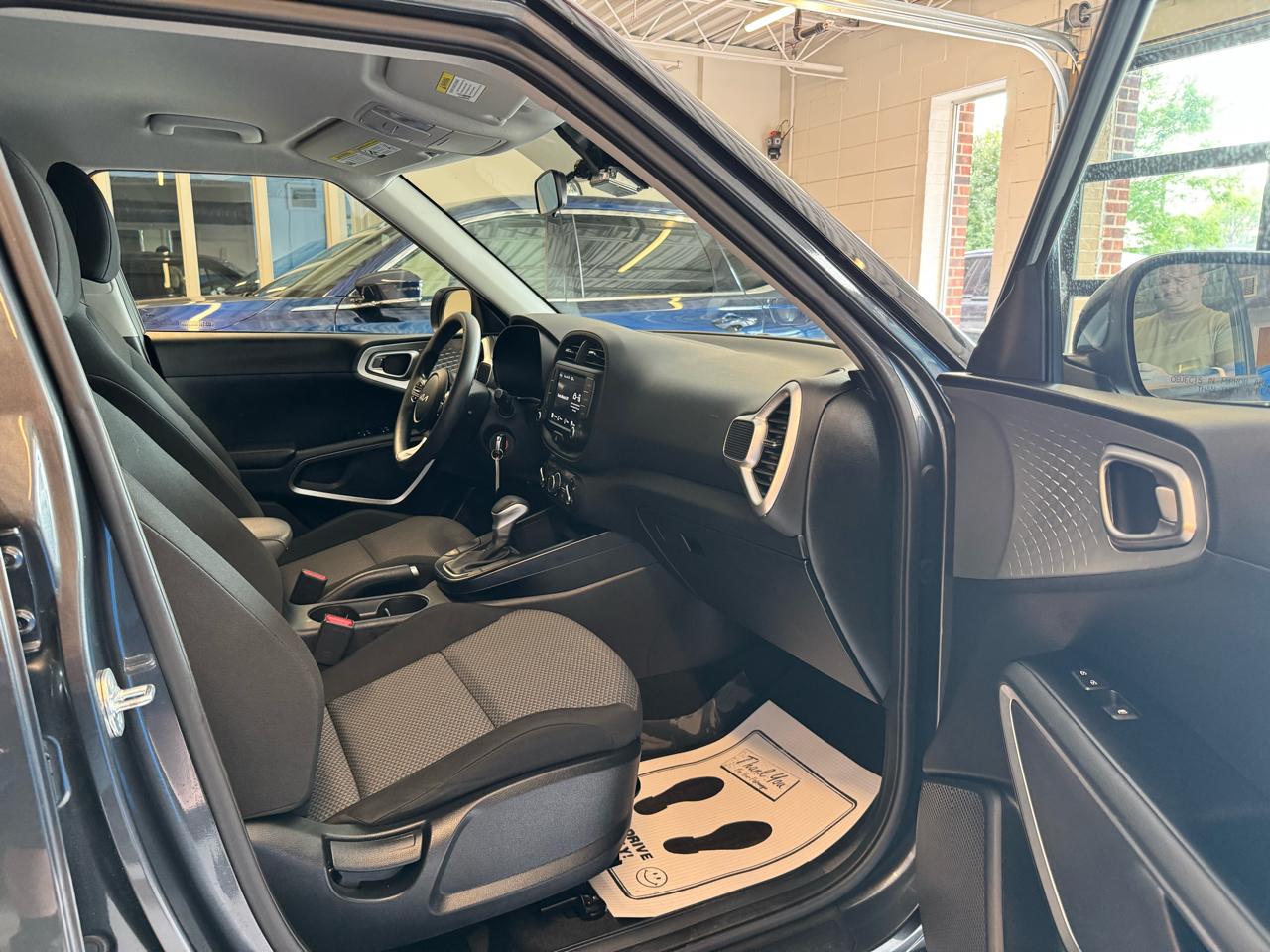 Kia Soul LX IVT 2023
