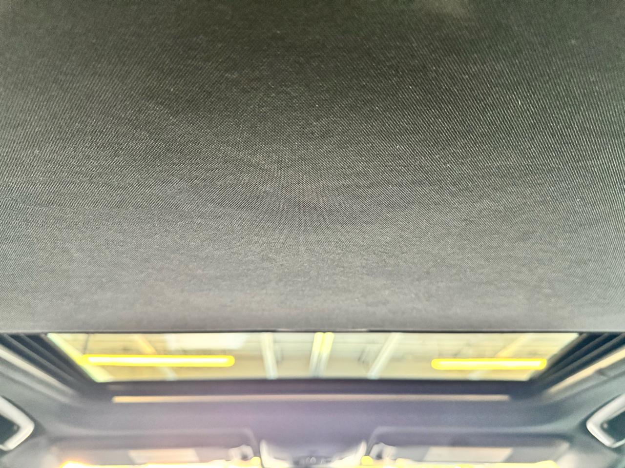 Toyota RAV4 Hybrid SE AWD (Natl) 2018