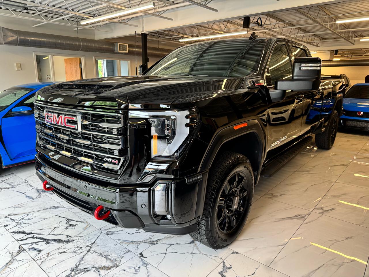 GMC Sierra 3500HD 4WD Crew Cab 172" AT4 2026