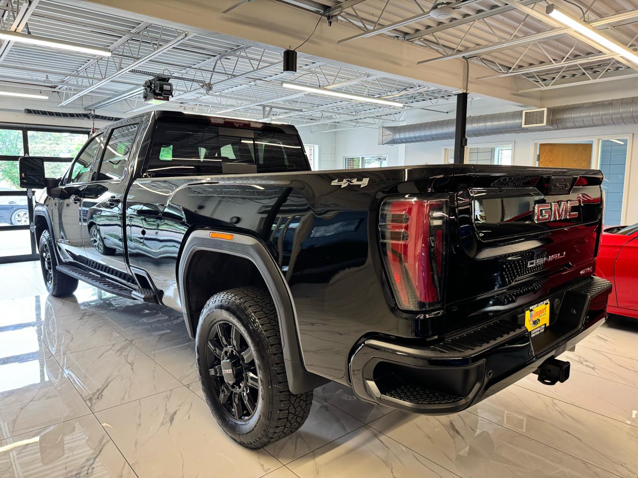 GMC Sierra 3500HD 4WD Crew Cab 172" AT4 2026