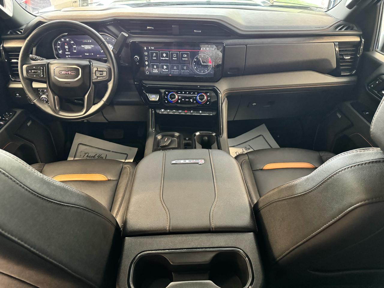 GMC Sierra 3500HD 4WD Crew Cab 172" AT4 2026