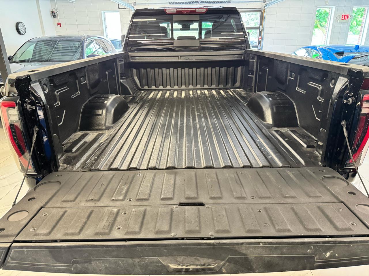 GMC Sierra 3500HD 4WD Crew Cab 172" AT4 2026