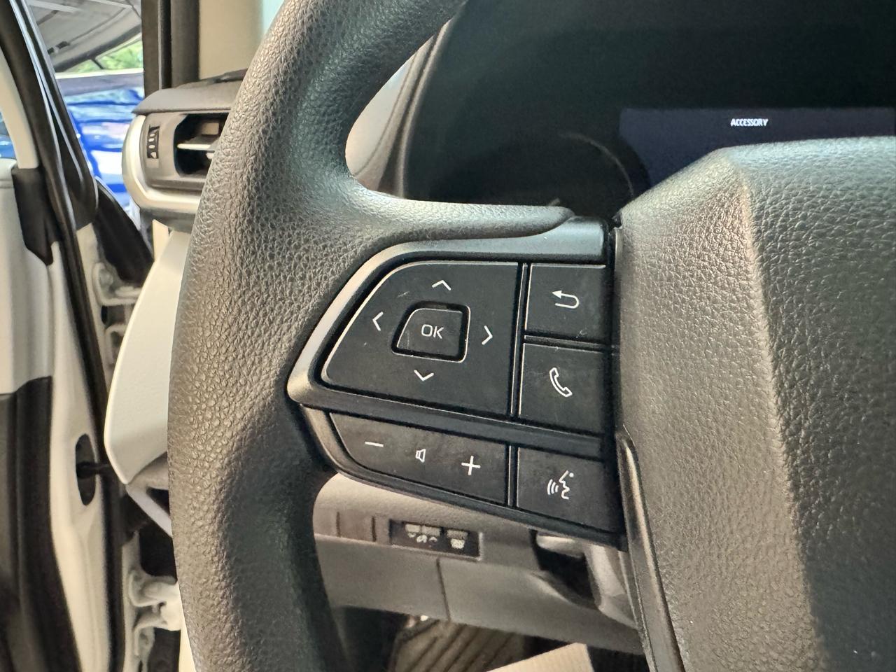 Toyota Sienna LE AWD 8-Passenger (Natl) 2025