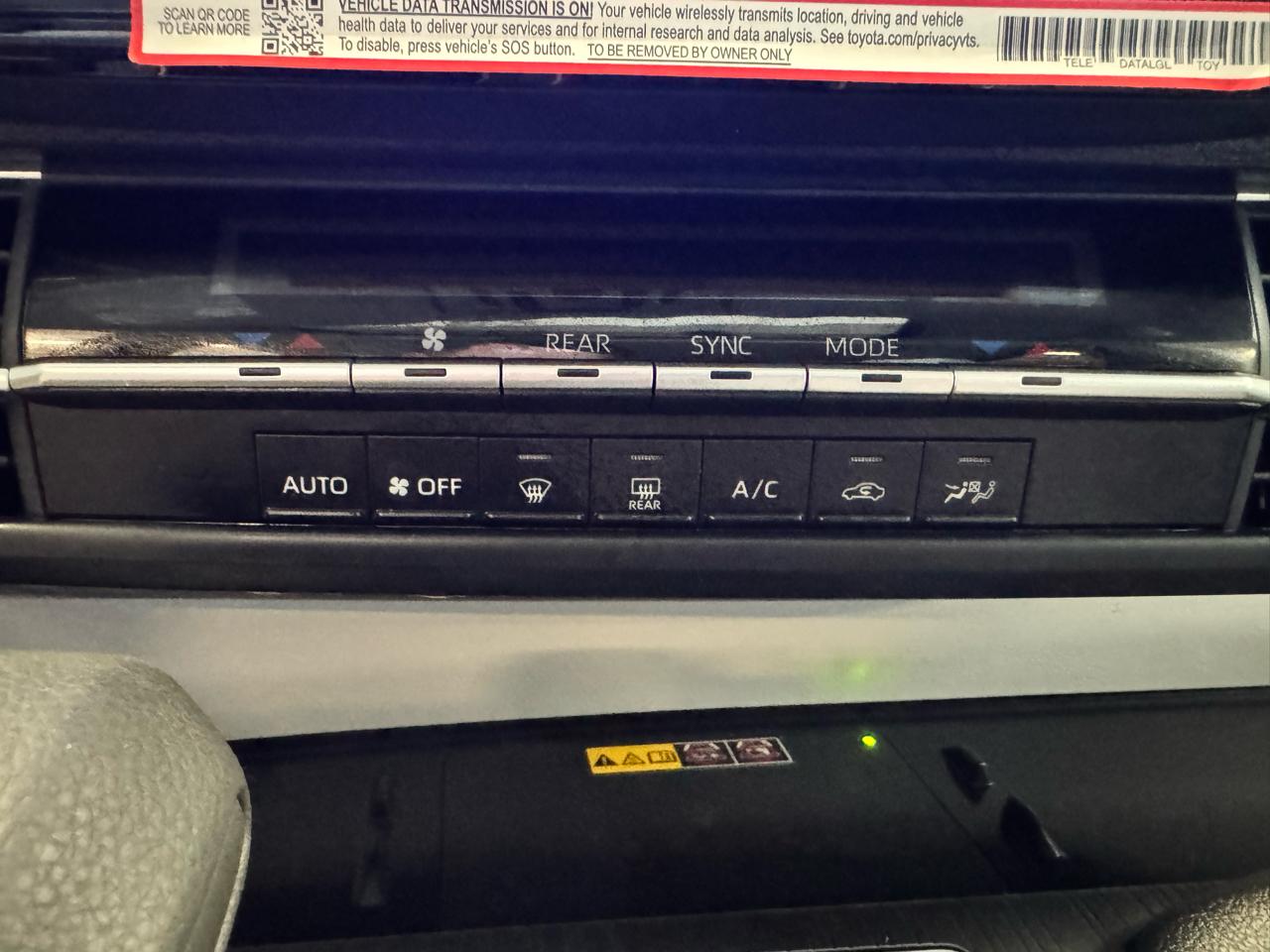 Toyota Sienna LE AWD 8-Passenger (Natl) 2025