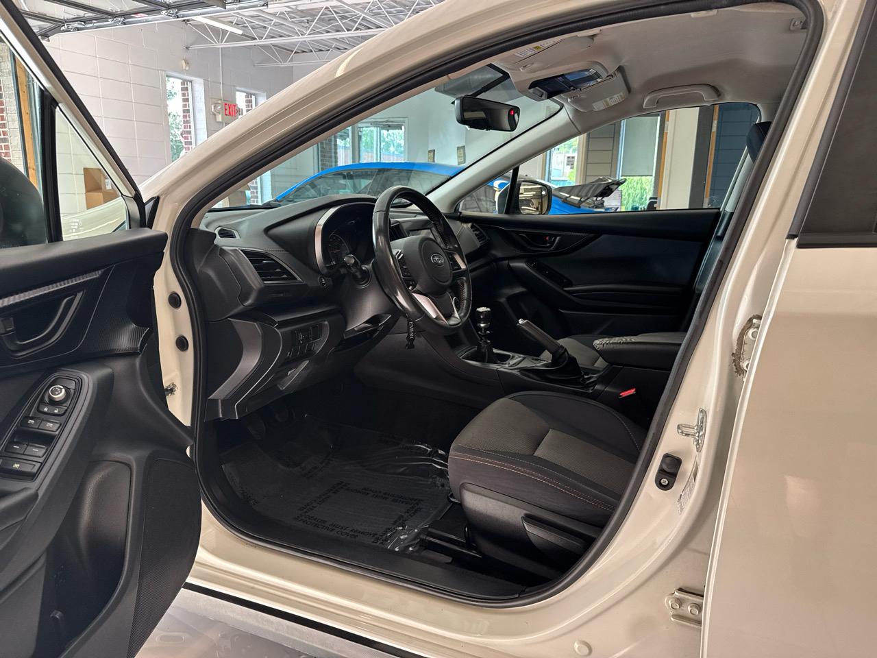 Subaru Crosstrek Premium Manual 2021