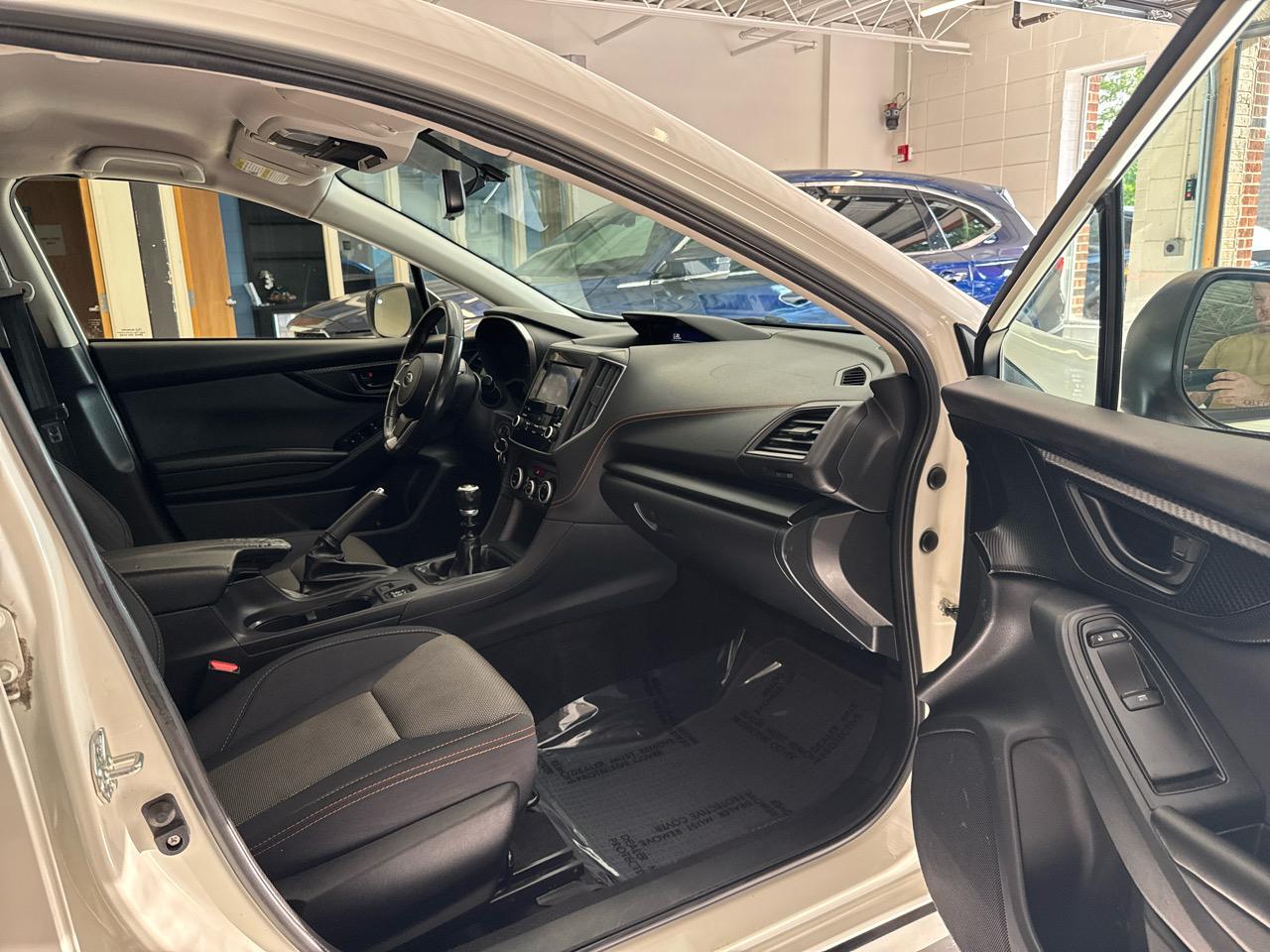 Subaru Crosstrek Premium Manual 2021