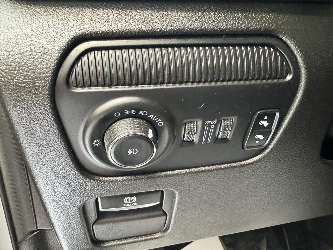 Jeep Wagoneer L Series II 4x2 *Ltd Avail* 2024