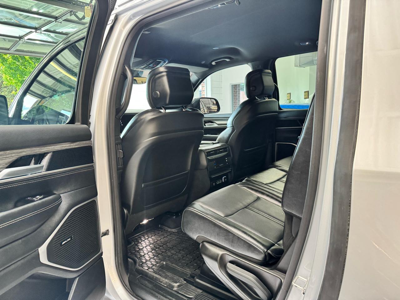 Jeep Wagoneer L Series II 4x2 *Ltd Avail* 2024