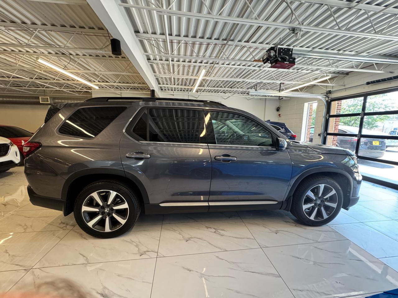 Honda Pilot Elite AWD 2023