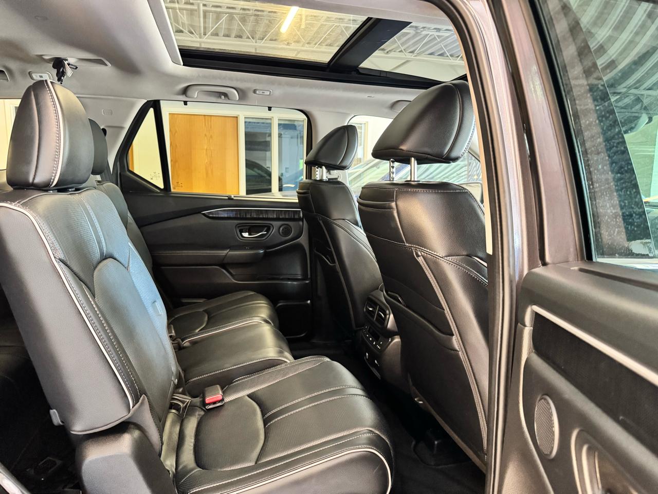 Honda Pilot Elite AWD 2023