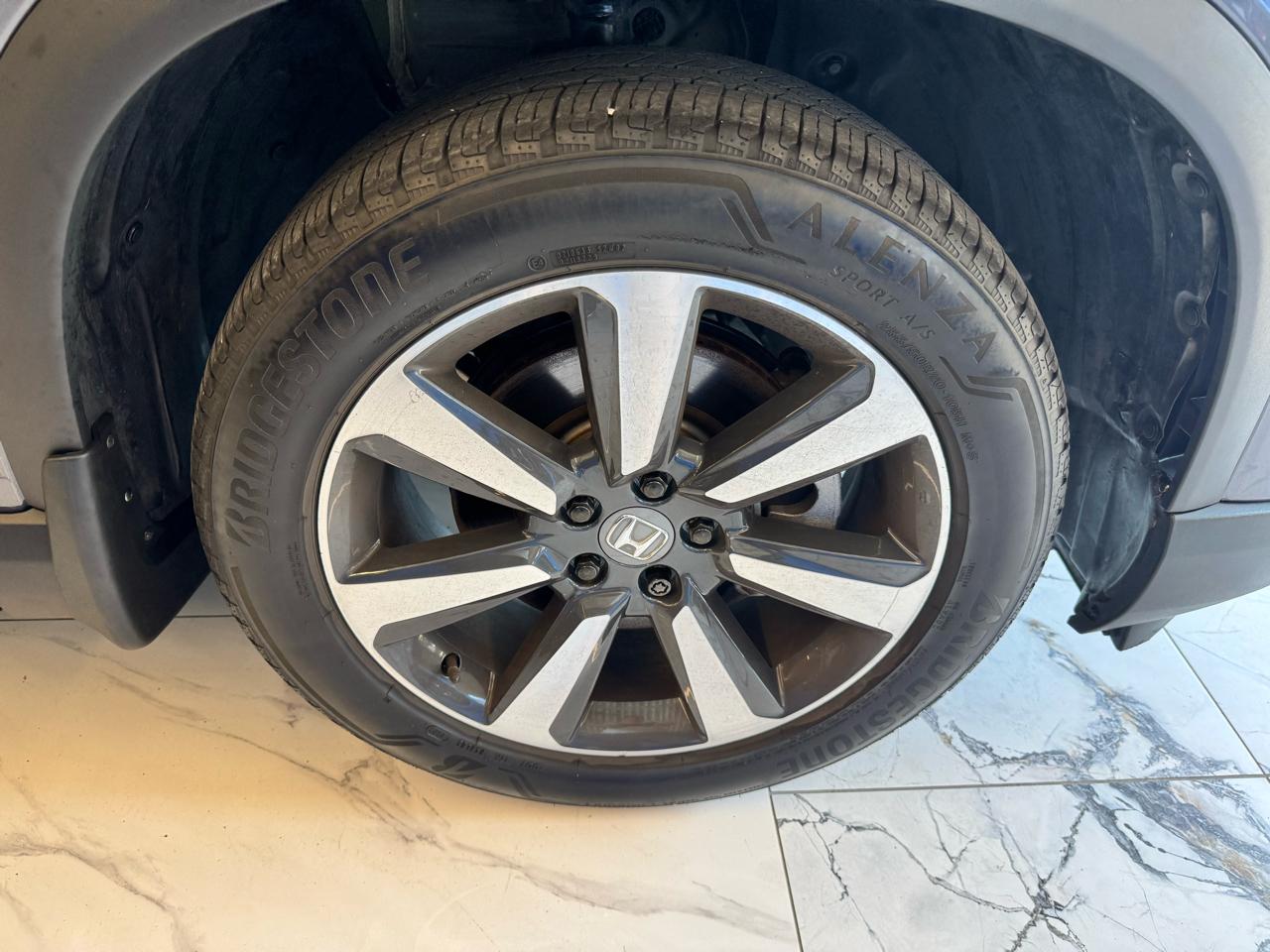 Honda Pilot Elite AWD 2023