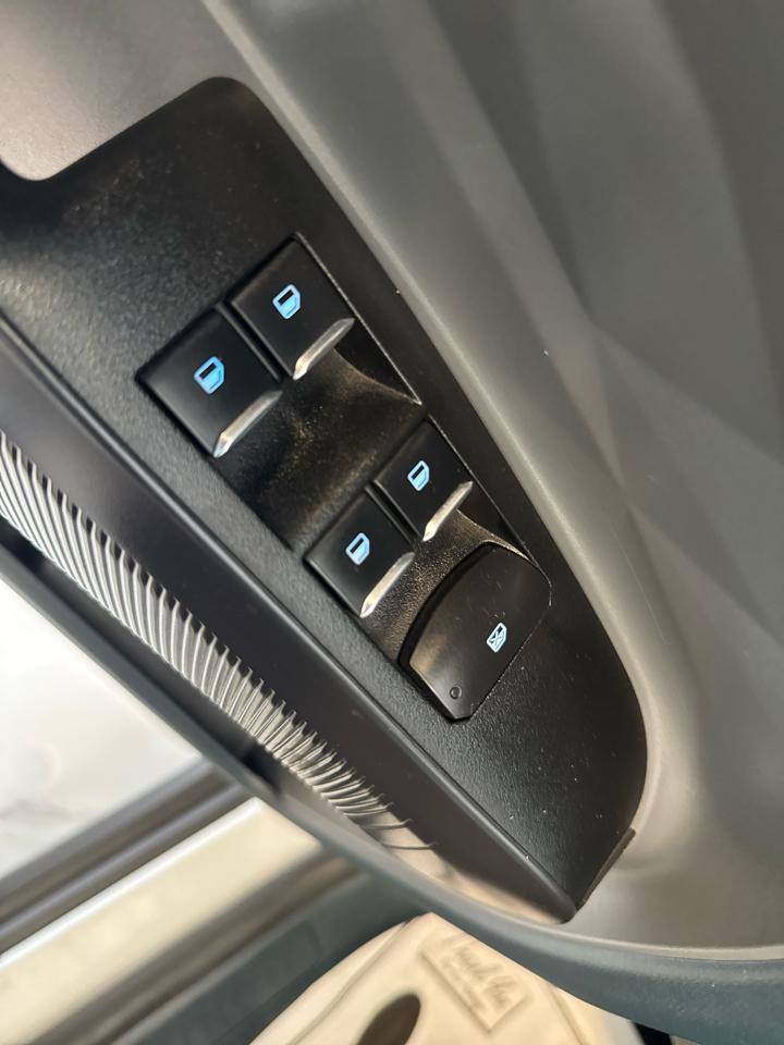 Ford Maverick XL AWD SuperCrew 2025