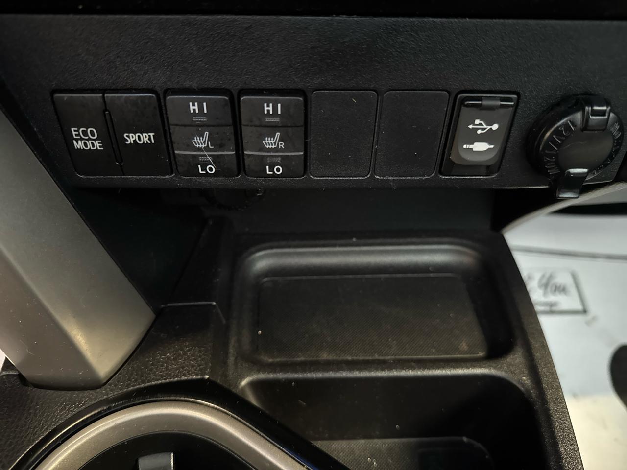 Toyota RAV4 Limited AWD (Natl) 2018