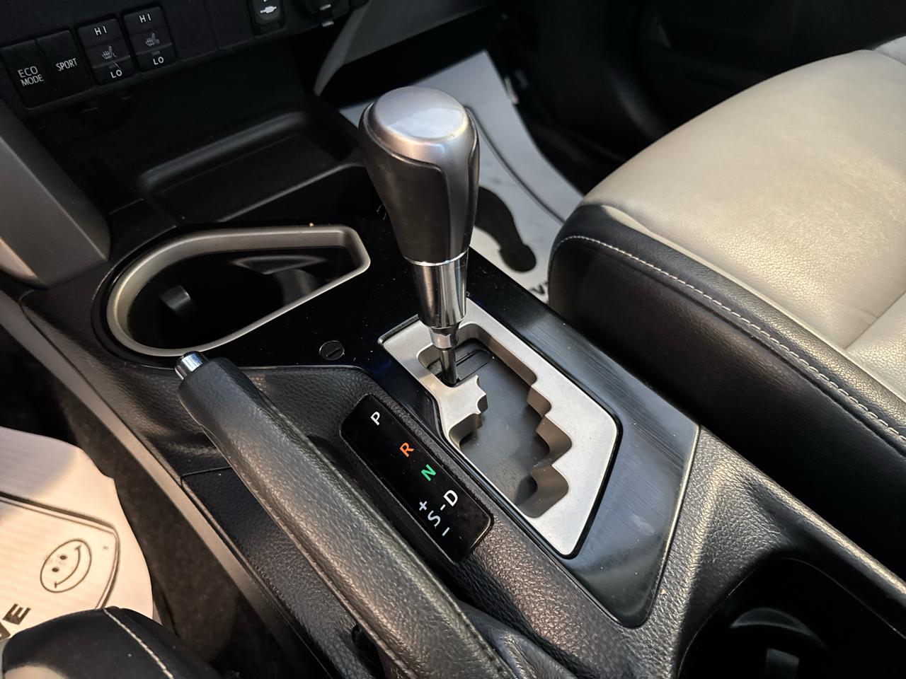 Toyota RAV4 Limited AWD (Natl) 2018