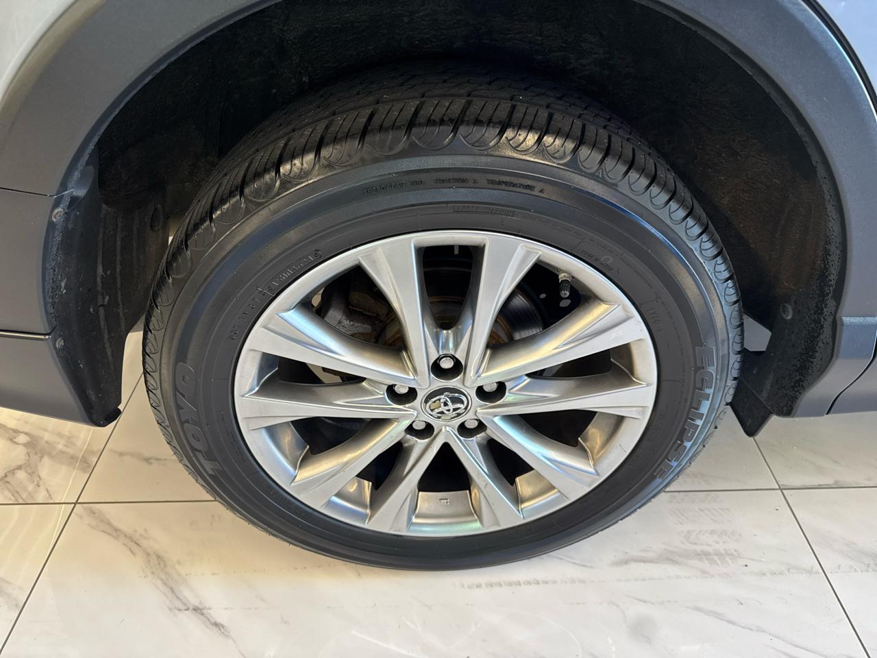 Toyota RAV4 Limited AWD (Natl) 2018