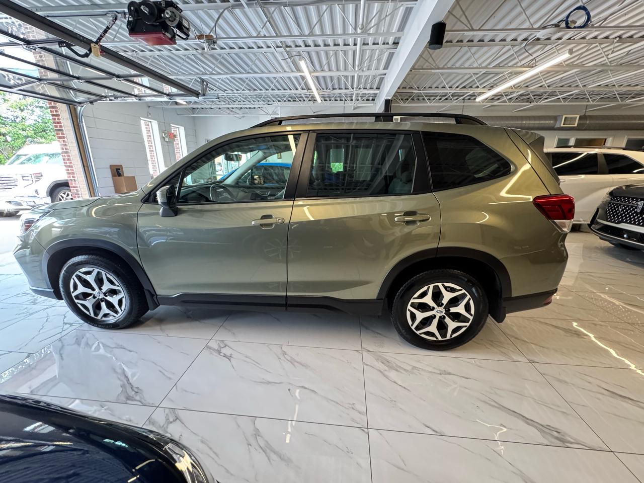 Subaru Forester Premium CVT 2021