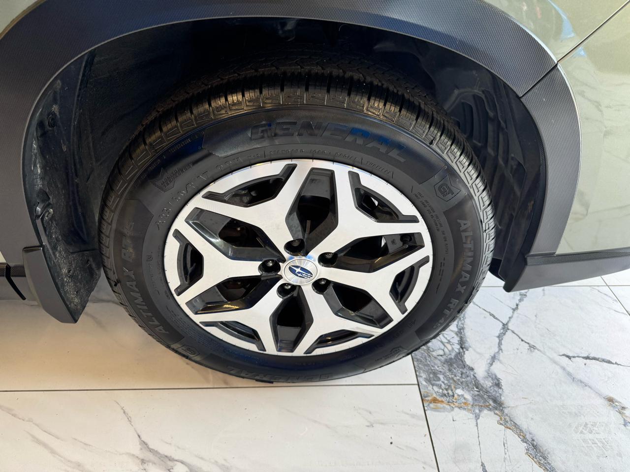 Subaru Forester Premium CVT 2021