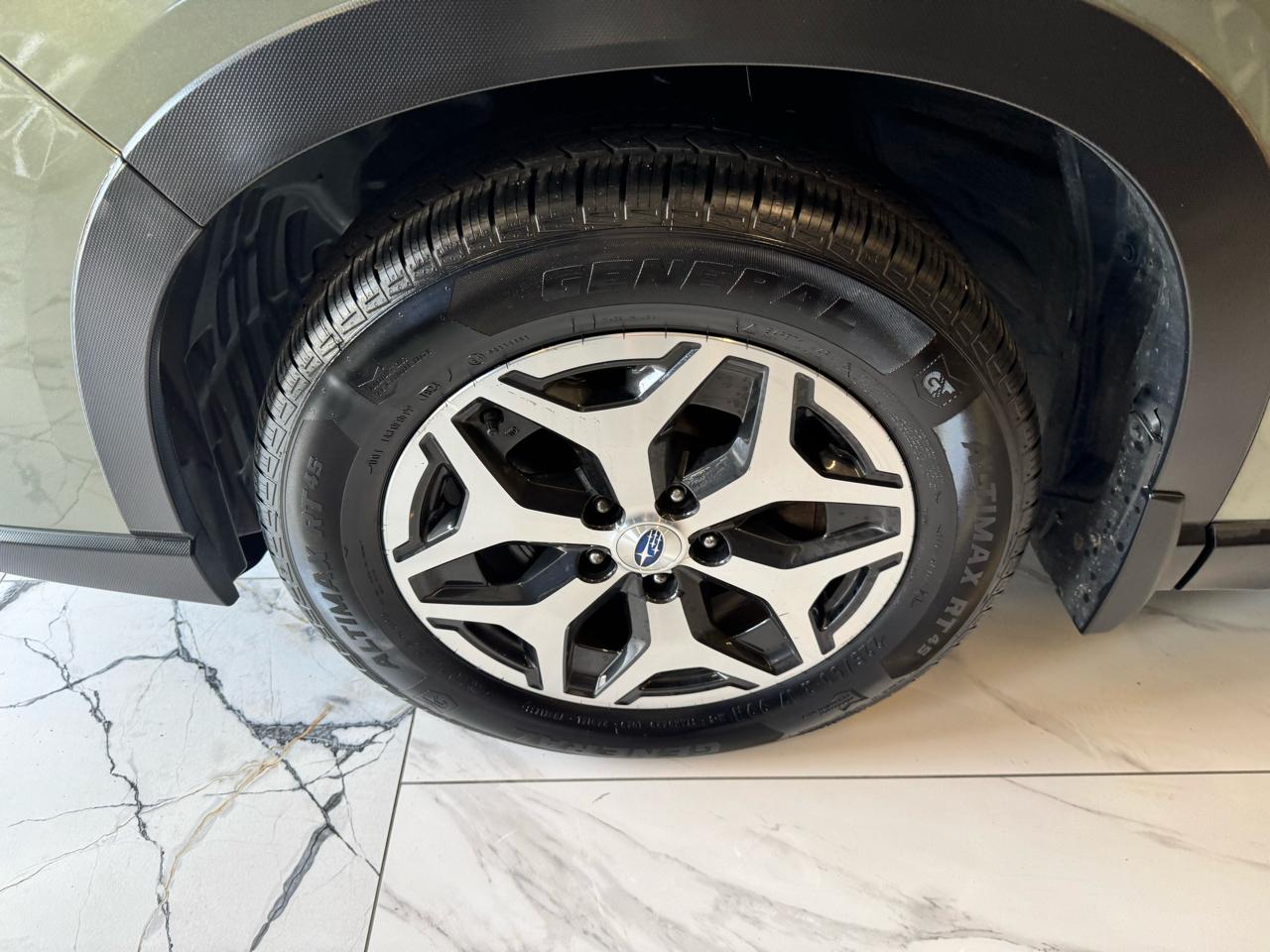 Subaru Forester Premium CVT 2021