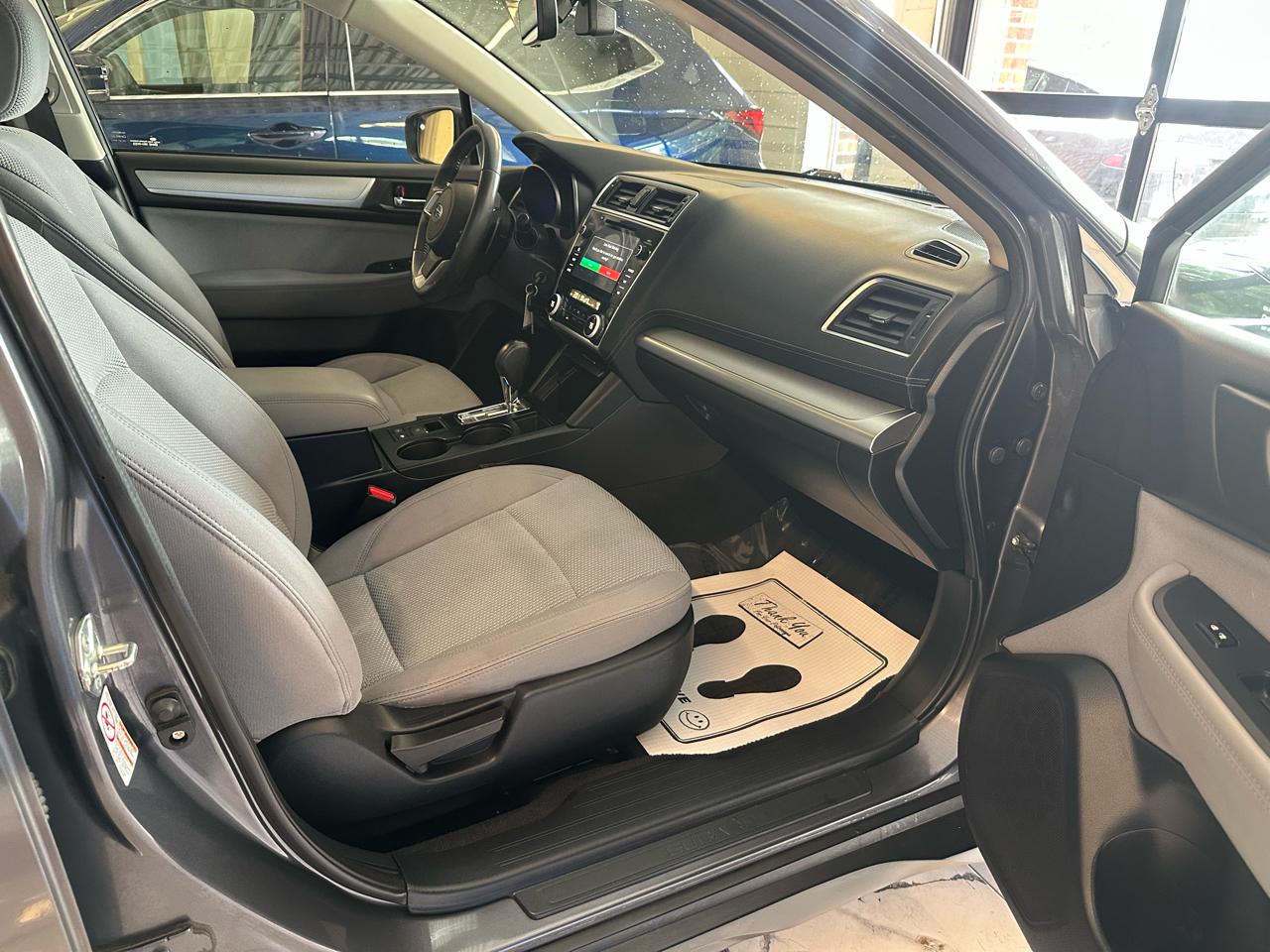 Subaru Outback 2.5i Premium 2019