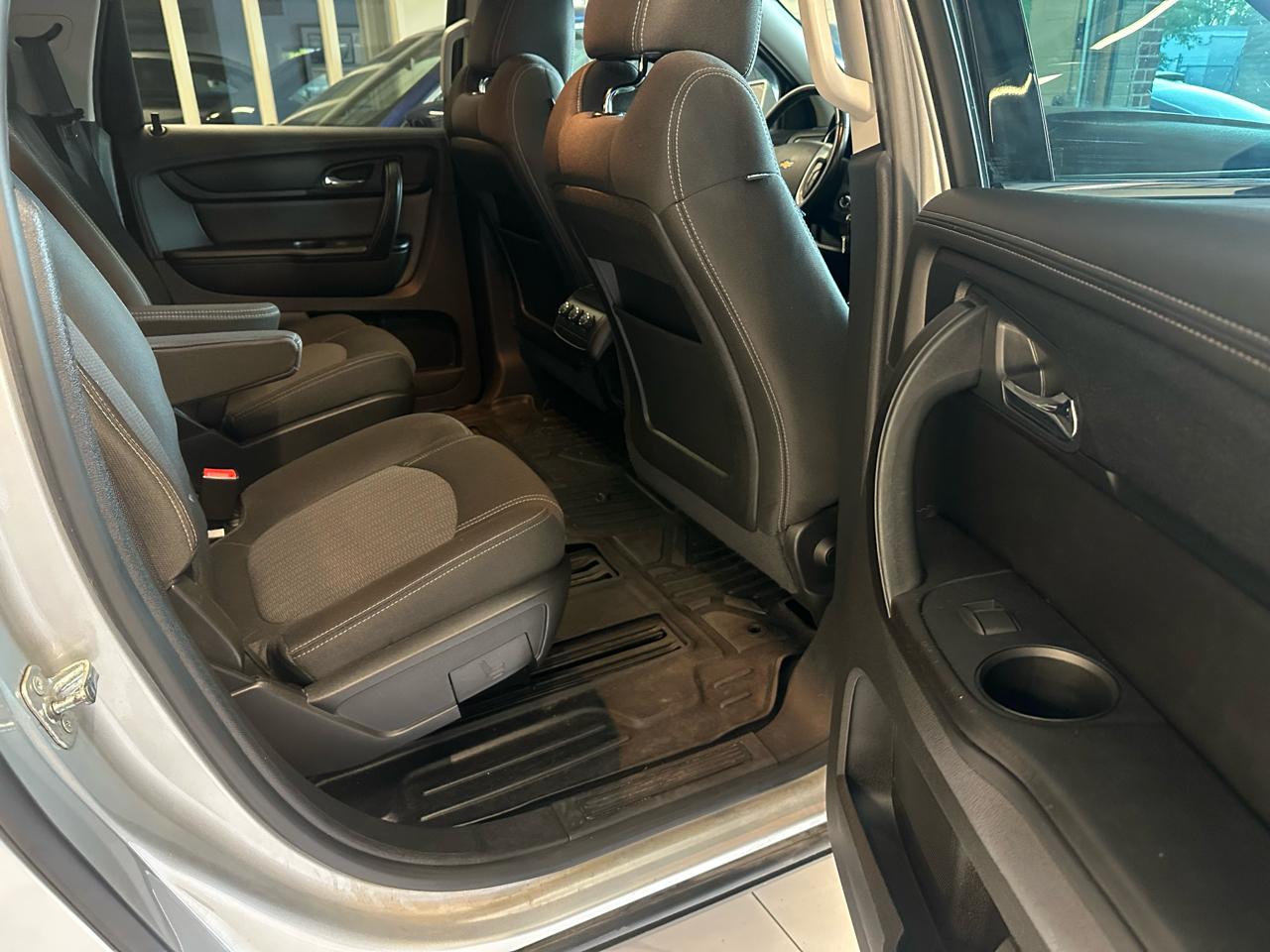 Chevrolet Traverse FWD 4dr LT w/1LT 2017