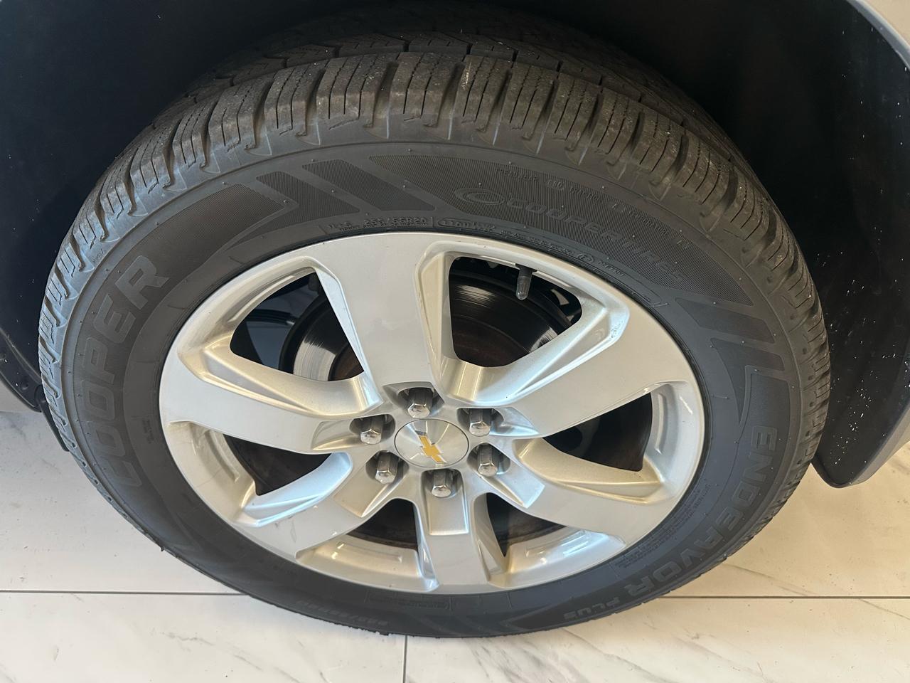 Chevrolet Traverse FWD 4dr LT w/1LT 2017