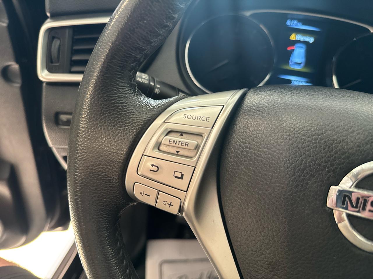 Nissan Rogue AWD 4dr SL 2015