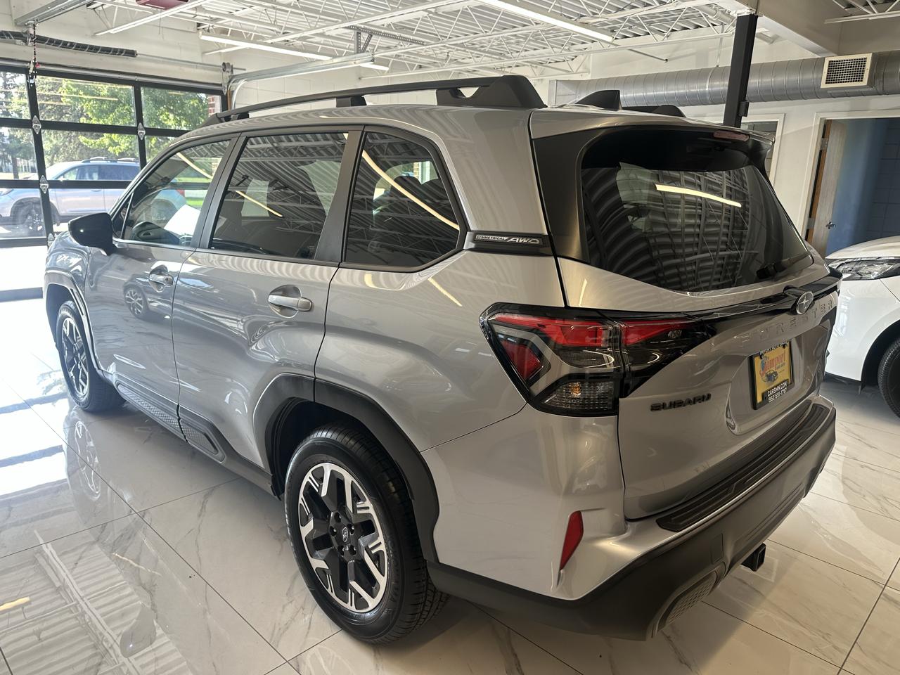Subaru Forester Premium AWD 2025