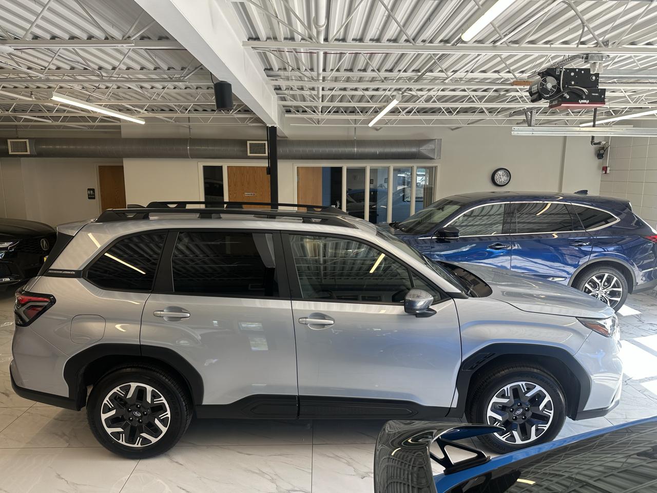 Subaru Forester Premium AWD 2025