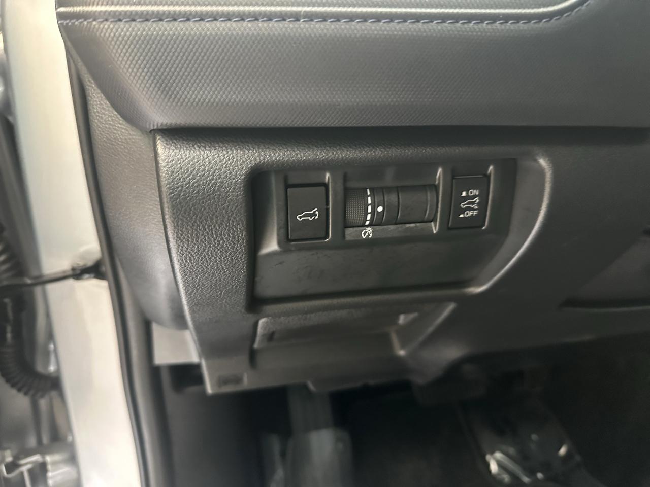 Subaru Forester Premium AWD 2025