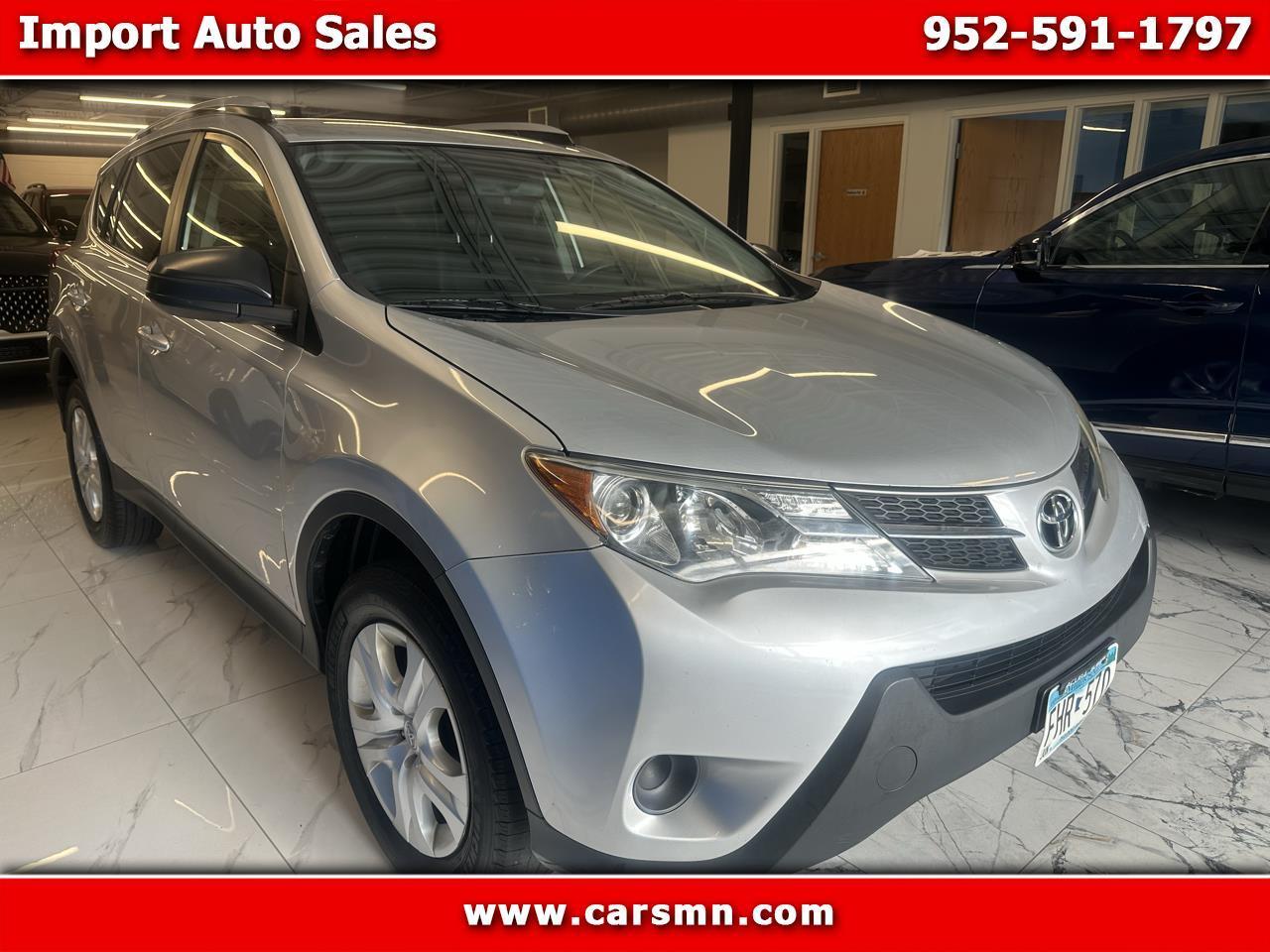 Toyota RAV4 AWD 4dr LE (Natl) 2015