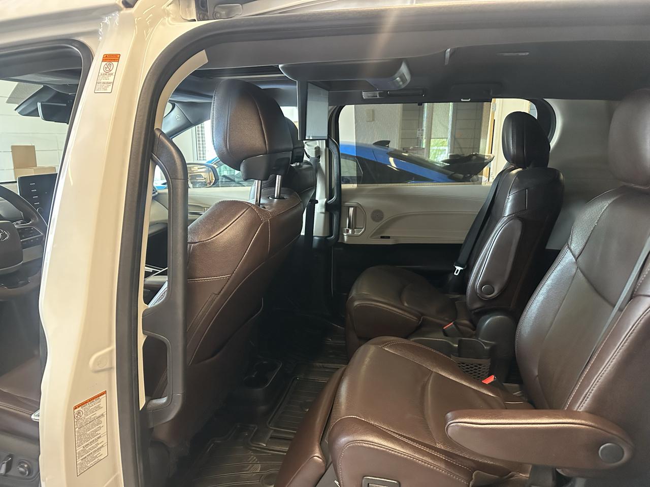 Toyota Sienna Platinum AWD 7-Passenger (Natl) 2024