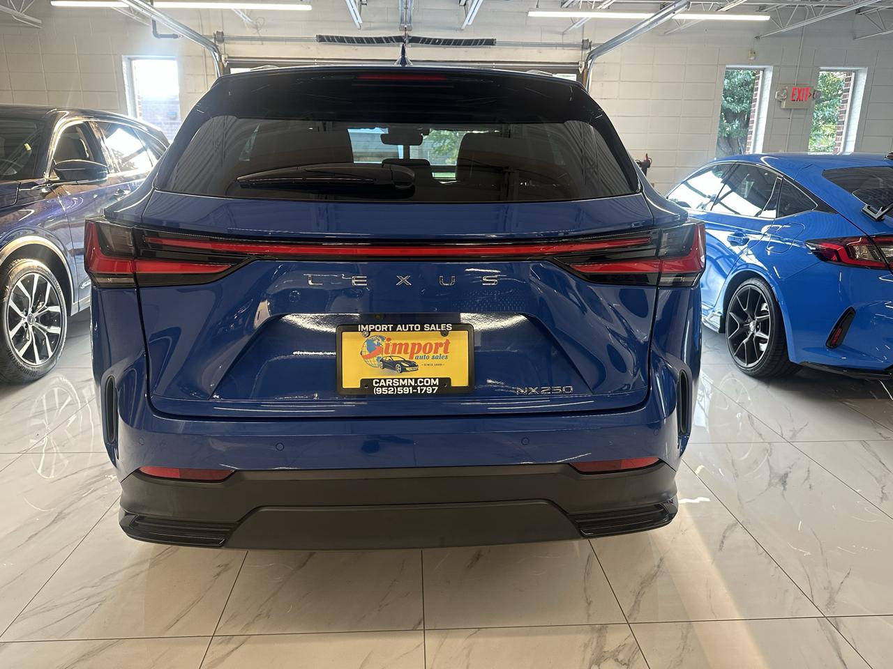 Lexus NX NX 250 Premium FWD 2025