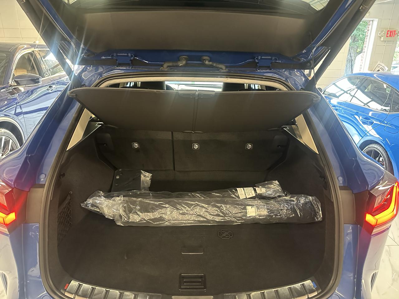 Lexus NX NX 250 Premium FWD 2025