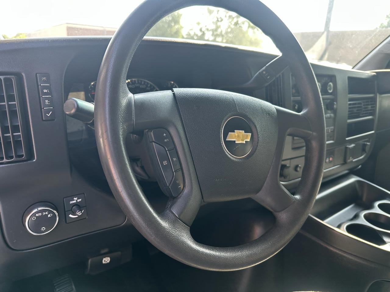 Chevrolet Express Cargo Van RWD 3500 135" 2019