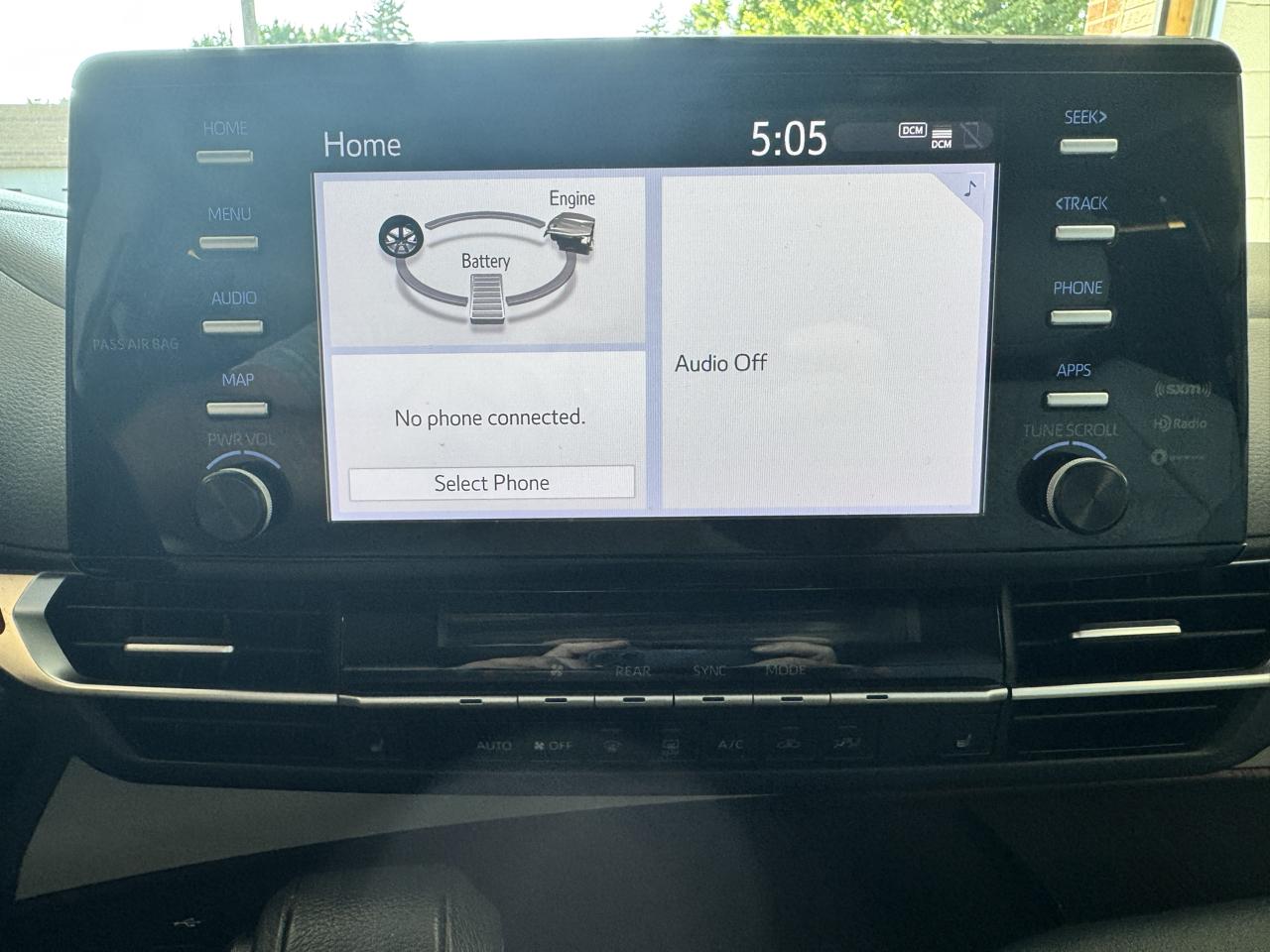 Toyota Sienna XLE FWD 7-Passenger (Natl) 2022