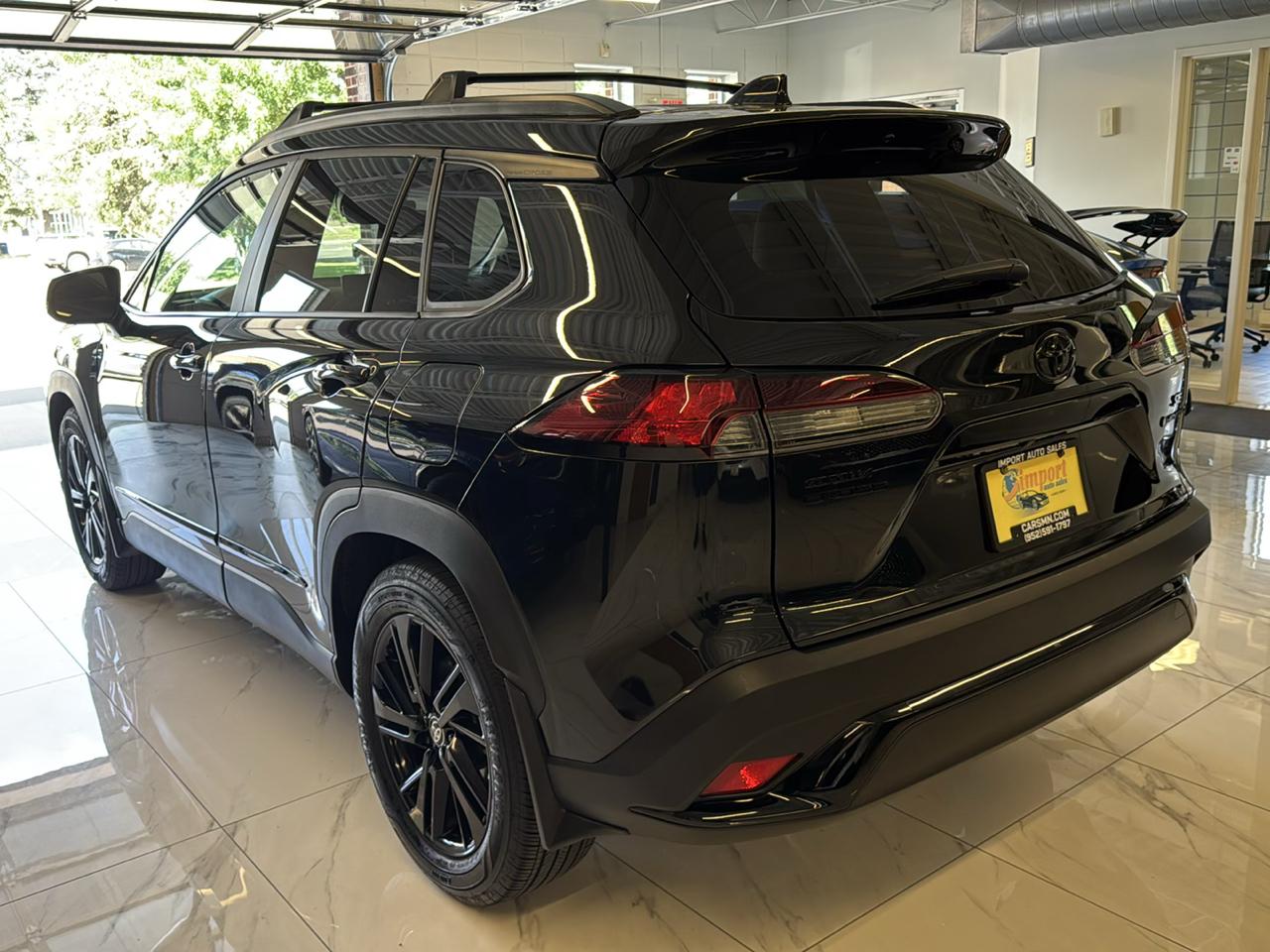 Toyota Corolla Cross Hybrid Nightshade Edition 4WD (Natl) 2025
