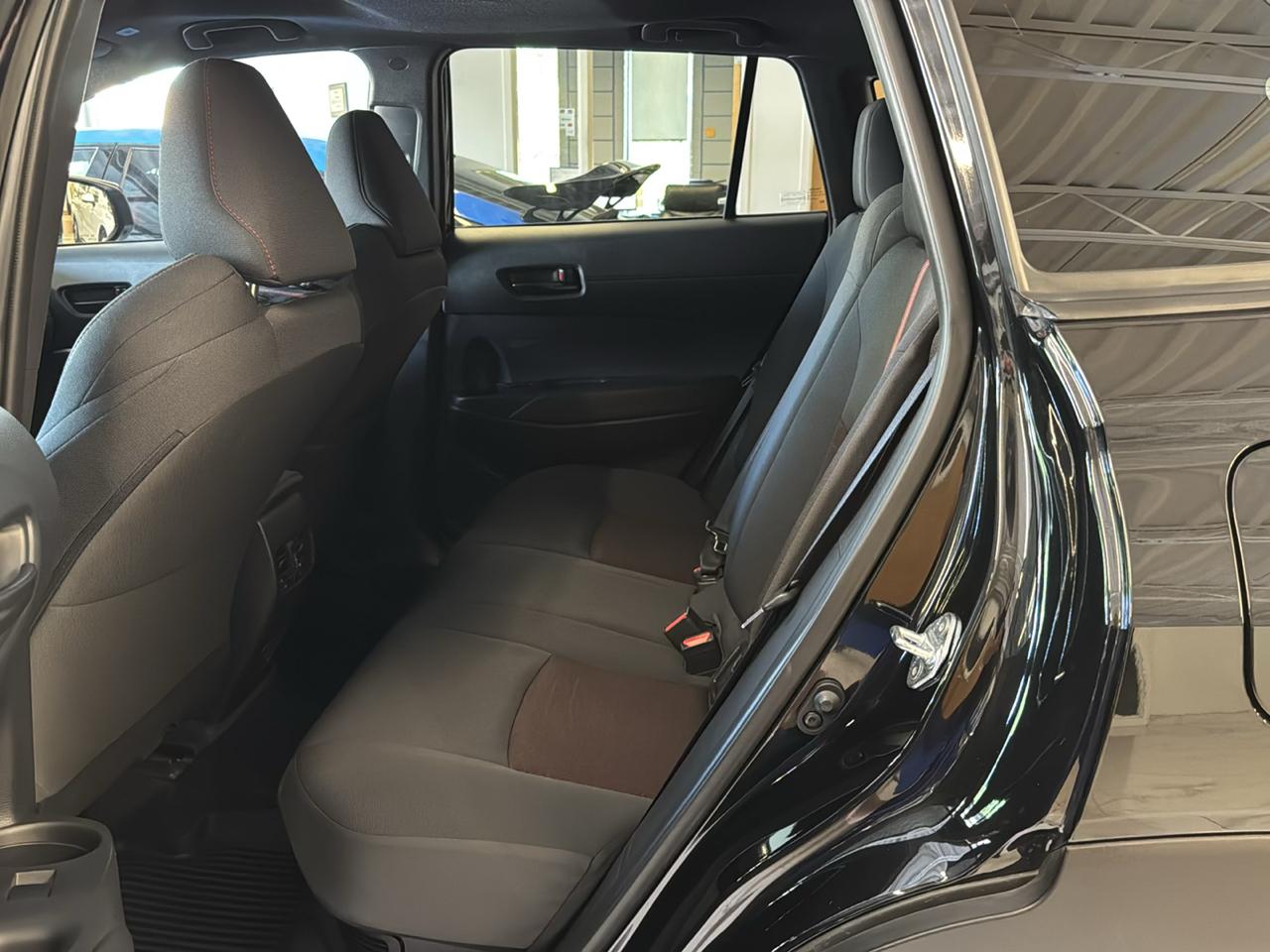 Toyota Corolla Cross Hybrid Nightshade Edition 4WD (Natl) 2025