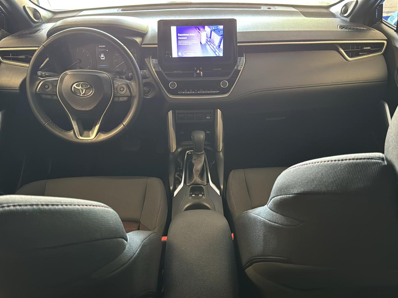 Toyota Corolla Cross Hybrid Nightshade Edition 4WD (Natl) 2025
