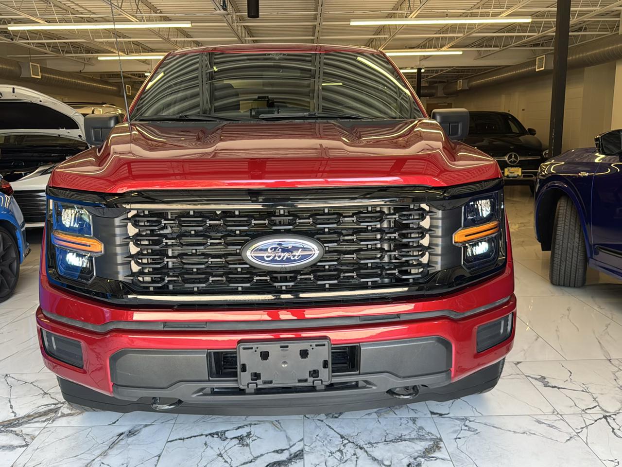 Ford F-150 STX SuperCrew 4WD 2025