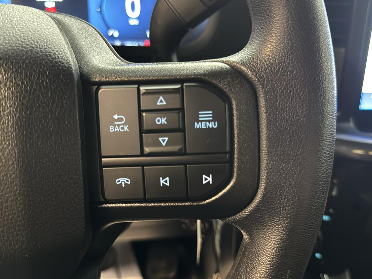 Ford F-150 STX SuperCrew 4WD 2025