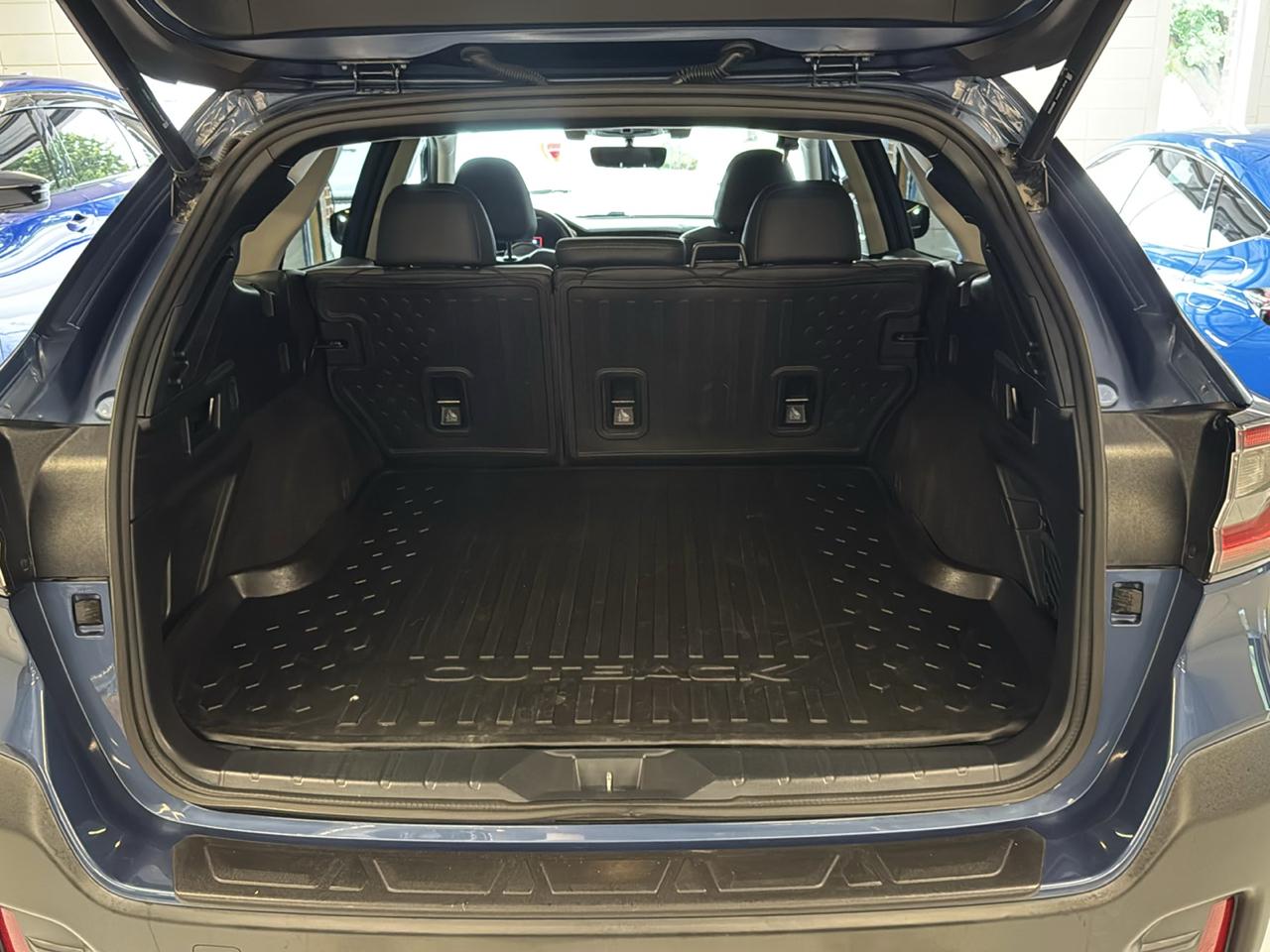 Subaru Outback Onyx Edition XT CVT 2022