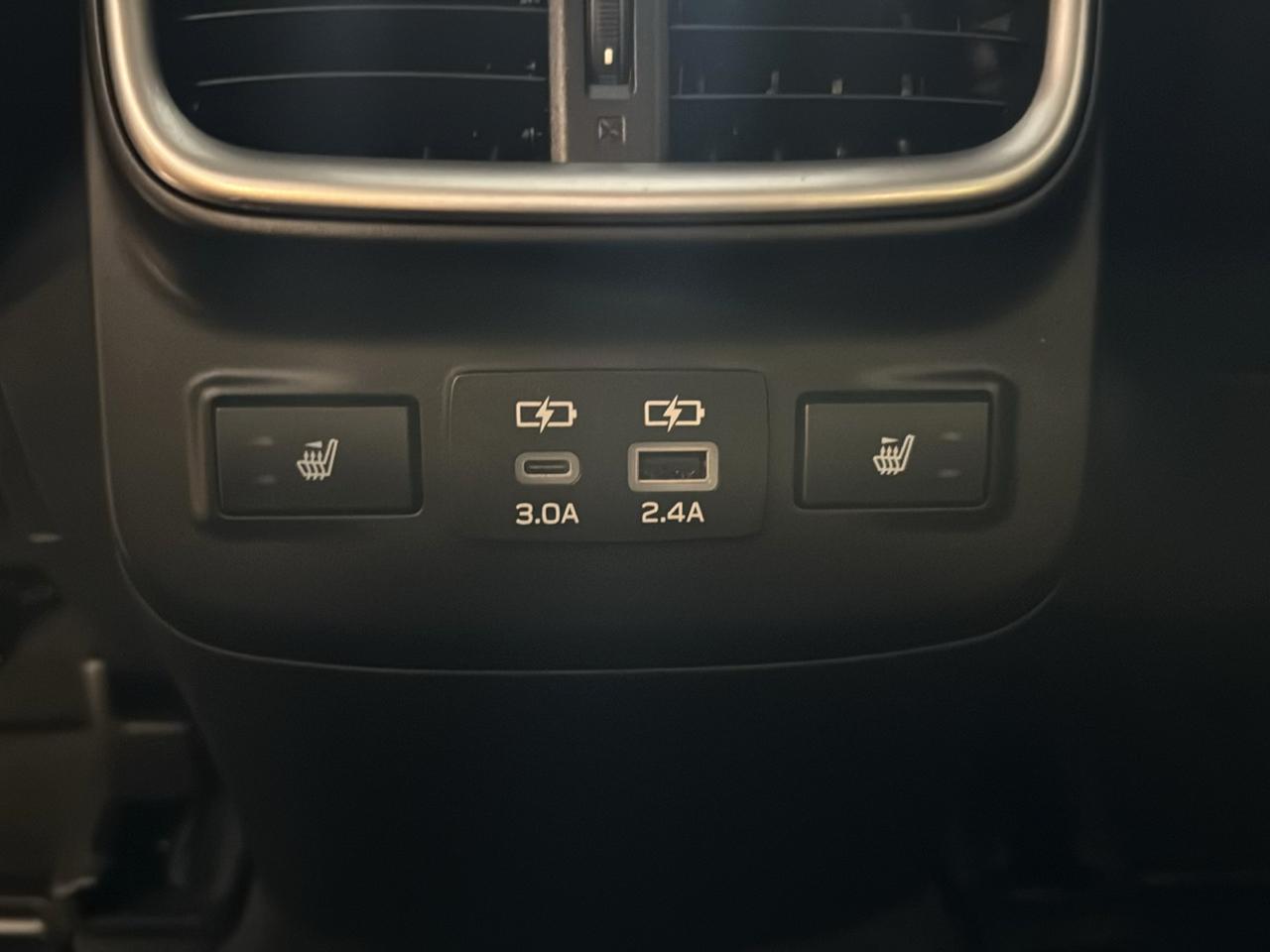 Subaru Outback Touring AWD 2025