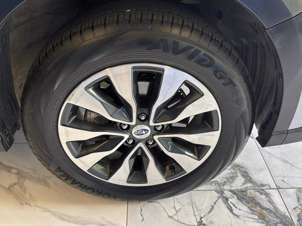 Subaru Outback Touring AWD 2025