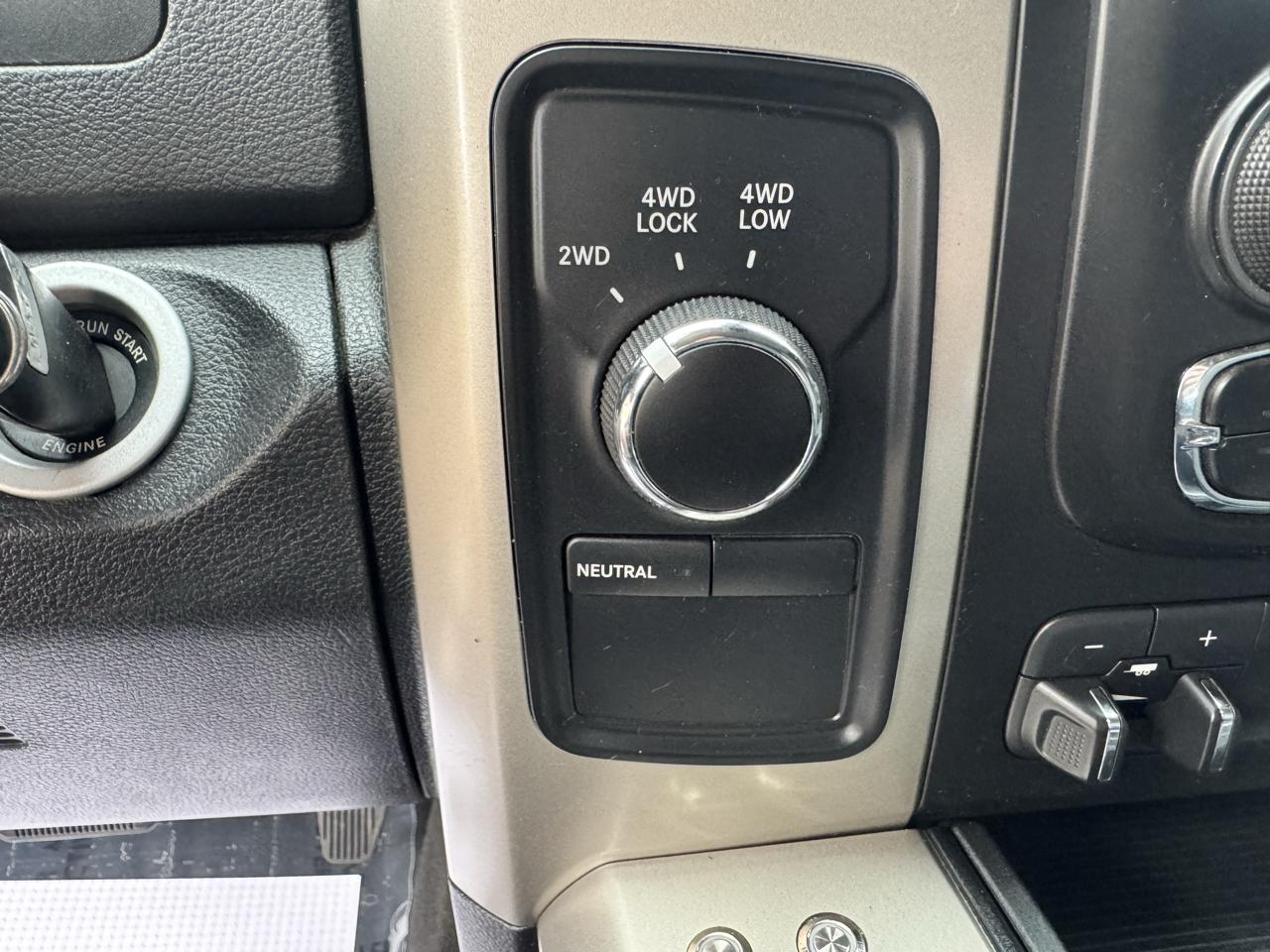 RAM 3500 4WD Crew Cab 169" SLT 2014