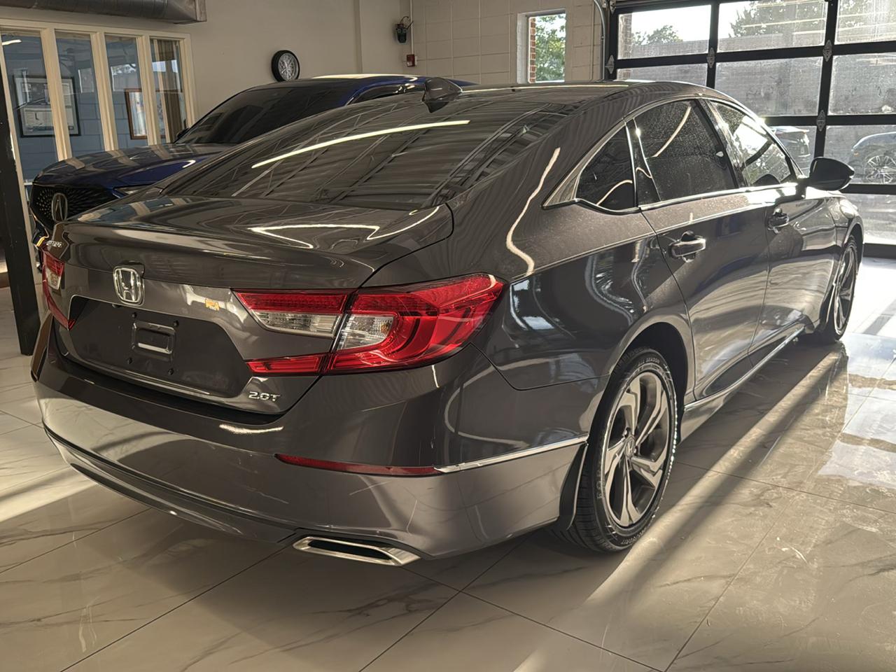 Honda Accord Sedan EX-L 2.0T Auto 2018