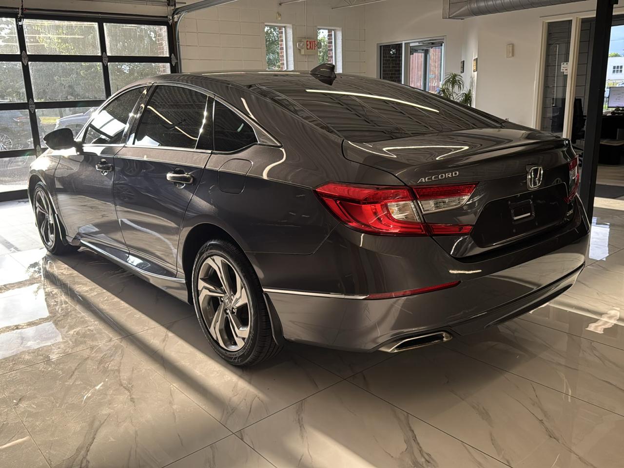 Honda Accord Sedan EX-L 2.0T Auto 2018