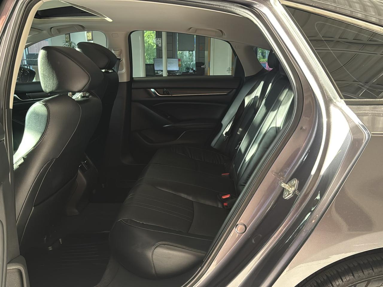 Honda Accord Sedan EX-L 2.0T Auto 2018