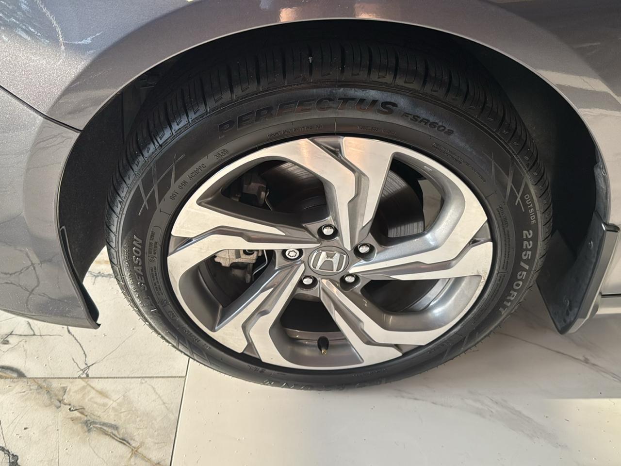 Honda Accord Sedan EX-L 2.0T Auto 2018