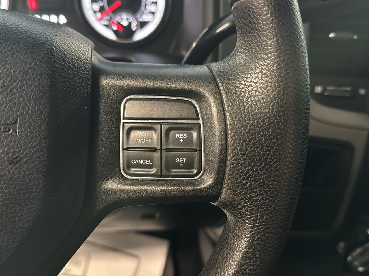 RAM 3500 4WD Crew Cab 149" Tradesman 2015