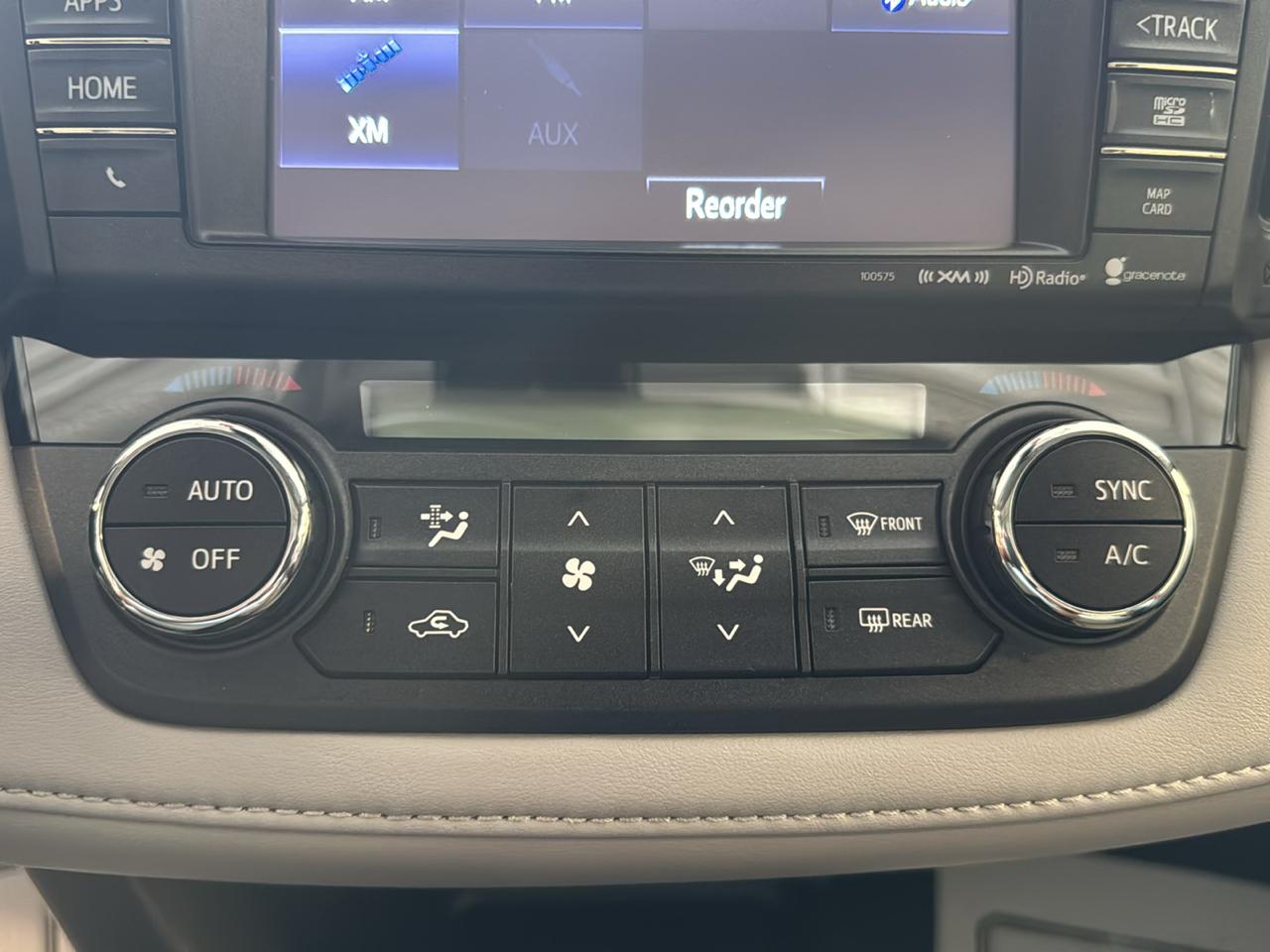 Toyota RAV4 Limited AWD (Natl) 2017